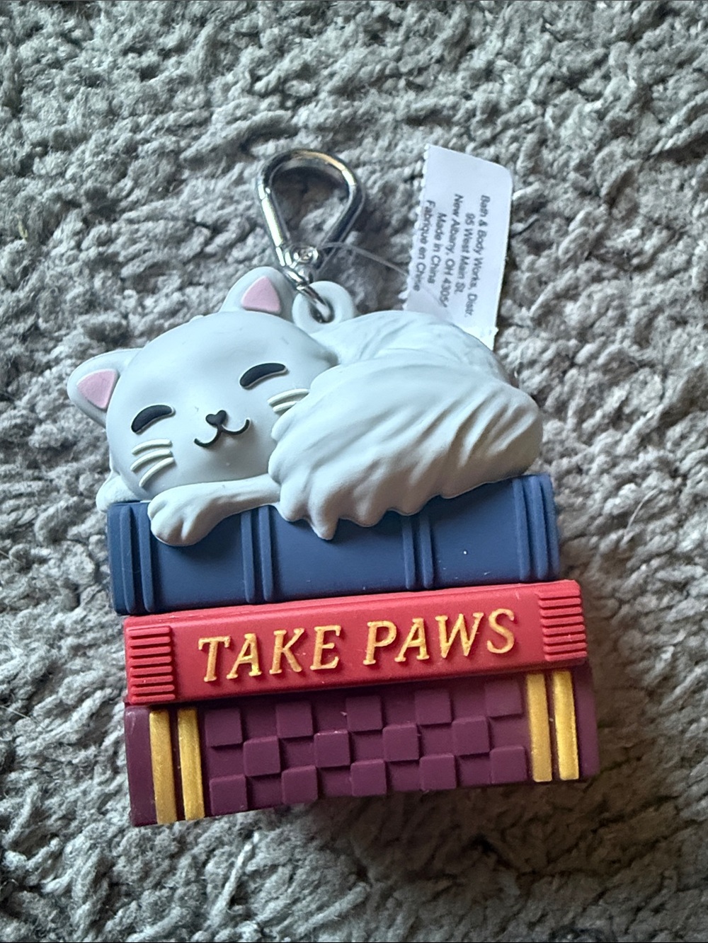 Bath & Body Works White Cat 'Take Paws' Hand Sanitizer Holder